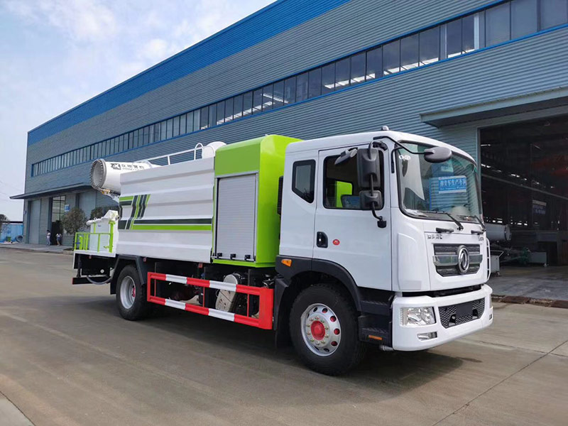 國(guó)六東風(fēng)多利卡D9多功能抑塵車(chē)