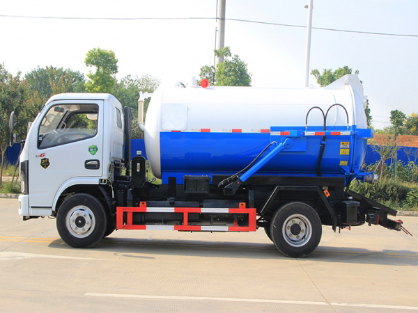 國六小多利卡 5方 吸污車 國六小多利卡 5方 吸污車