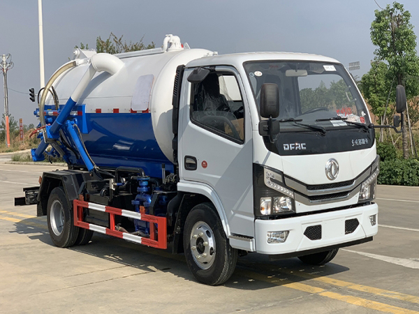 國六小多利卡 5方 吸污車 國六小多利卡 5方 吸污車