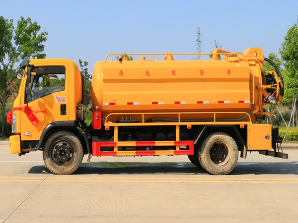 國六東風(fēng)大福瑞卡10方清洗吸污車 國六東風(fēng)大福瑞卡10方清洗吸污車