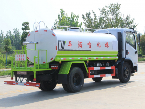 國六東風大福瑞卡9.2噸灑水車 國六東風大福瑞卡9.2噸灑水車