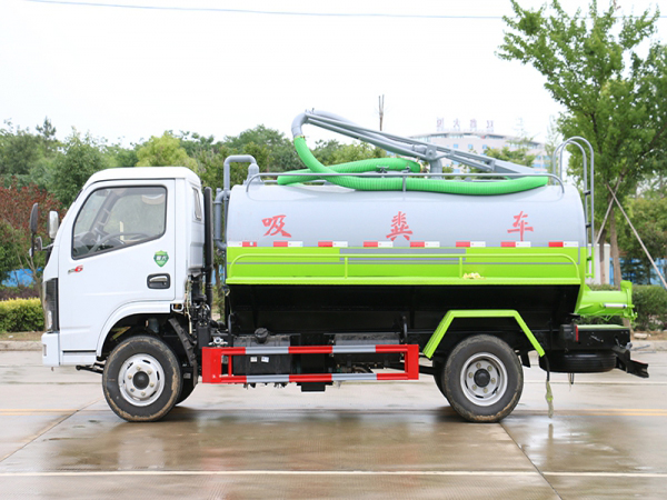 國六 東風(fēng)小福瑞卡 5方吸糞車 國六 東風(fēng)小福瑞卡 5方吸糞車