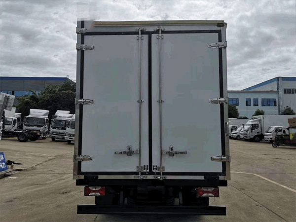 國六躍進(jìn)自動(dòng)檔冷藏車 國六躍進(jìn)自動(dòng)檔冷藏車