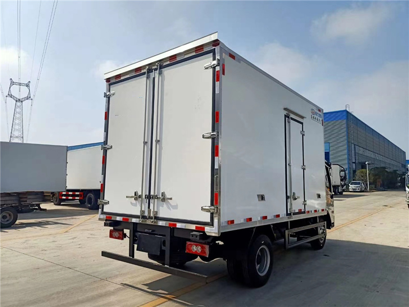 國(guó)六福田時(shí)代領(lǐng)航6冷藏車(chē)