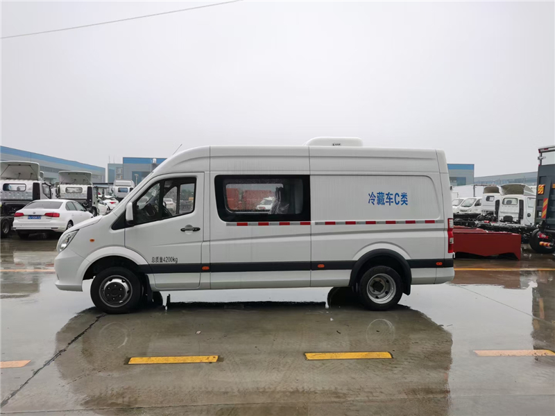 福田圖雅諾藥品冷鏈運(yùn)輸車 福田圖雅諾藥品冷鏈運(yùn)輸車