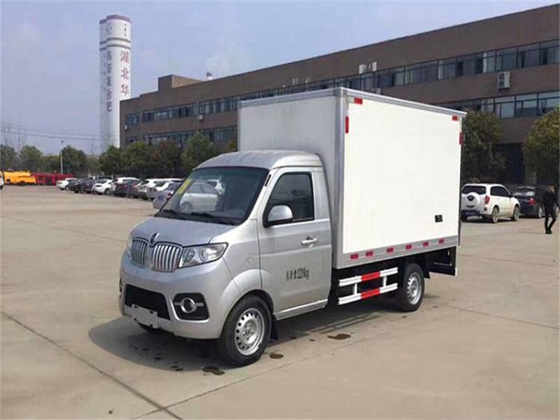 國六金杯T30冷藏車2.7米 國六金杯T30冷藏車2.7米