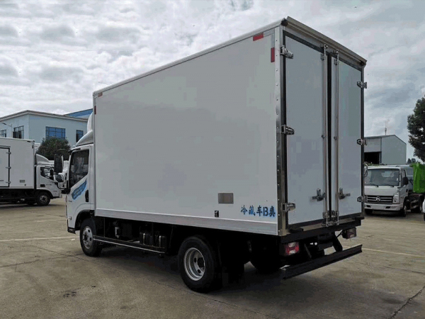 國六躍進(jìn)自動(dòng)檔冷藏車 國六躍進(jìn)自動(dòng)檔冷藏車