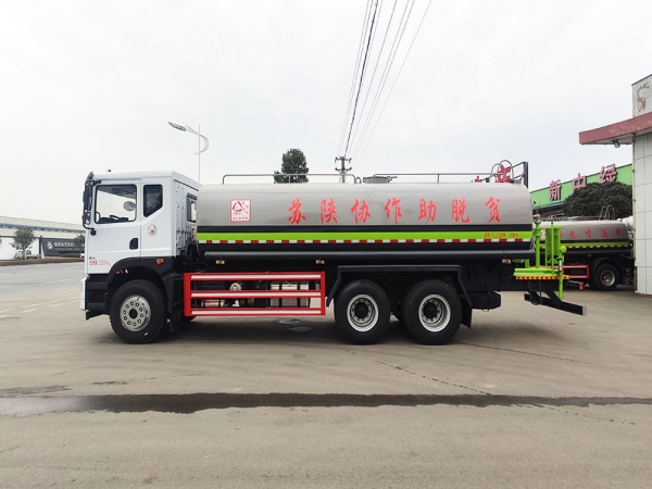 國(guó)六【19立方】東風(fēng)華神T5灑水車 國(guó)六【19立方】東風(fēng)華神T5灑水車