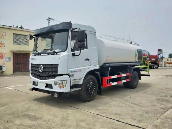 國(guó)六東風(fēng)專底D3灑水車【12立方】【14立方】 國(guó)六東風(fēng)專底D3灑水車【12立方】【14立方】