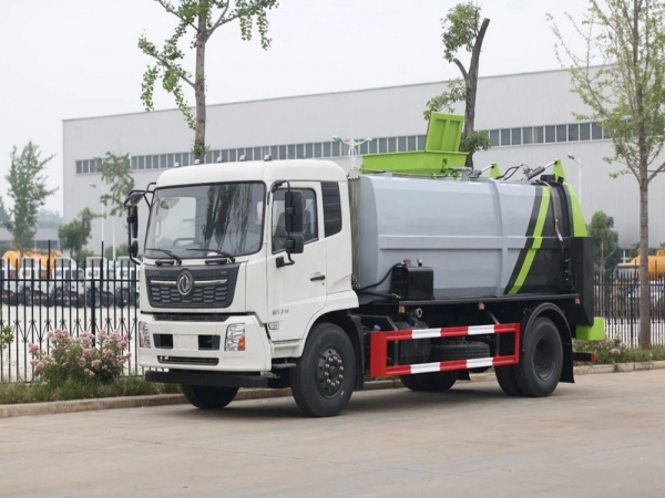 國六【10立方】東風(fēng)天錦餐廚垃圾車 國六【10立方】東風(fēng)天錦餐廚垃圾車