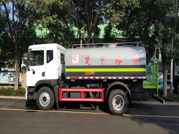 國六東風(fēng)多利卡D9灑水車 國六東風(fēng)多利卡D9灑水車