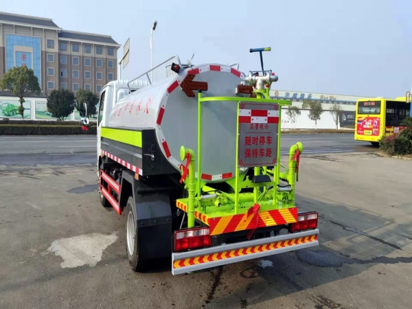 國六【5立方】東風(fēng)多利卡D6福瑞卡F6灑水車 國六【5立方】東風(fēng)多利卡D6福瑞卡F6灑水車