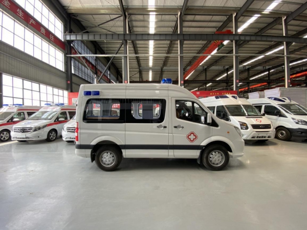 福田圖雅諾救護(hù)車(chē)