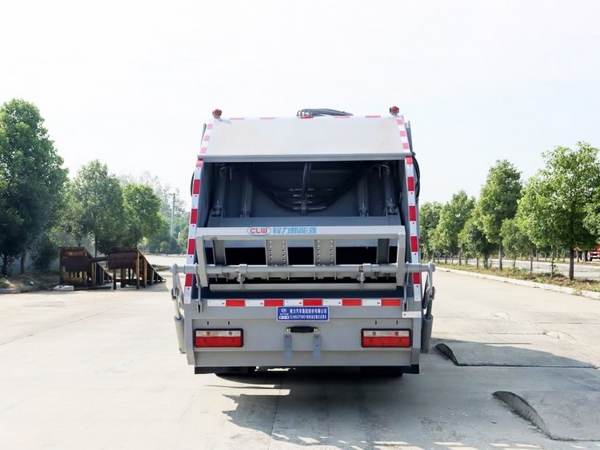 東風(fēng)華神8方純電動壓縮垃圾車 東風(fēng)華神8方純電動壓縮垃圾車