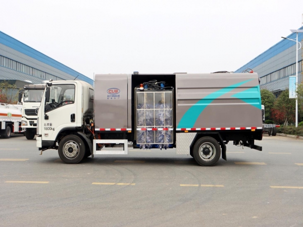 比亞迪T7純電動(dòng)護(hù)欄清洗車 比亞迪T7純電動(dòng)護(hù)欄清洗車