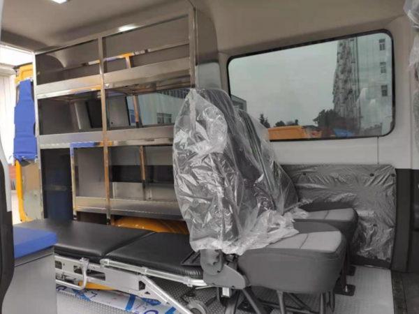 依維柯救險車標(biāo)配